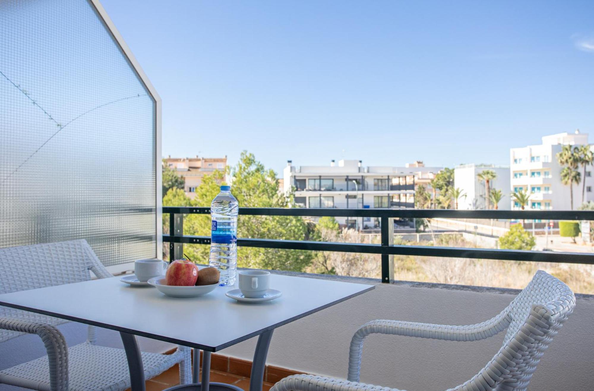 Es Dolc Apartments By Youroom Colonia de Sant Jordi Extérieur photo